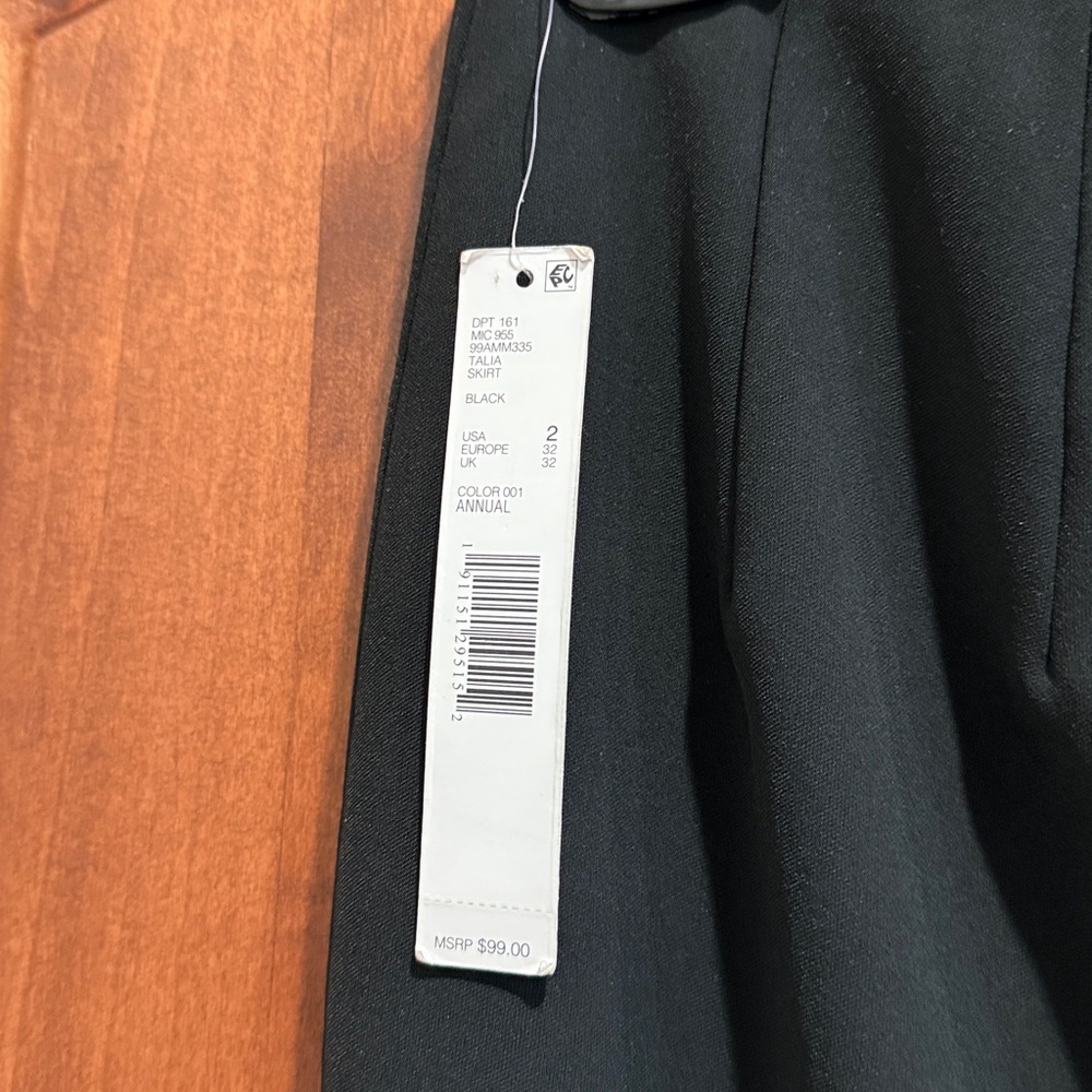 ANTONIO MELANI Classic Black Pencil Skirt - Picture 4 of 4